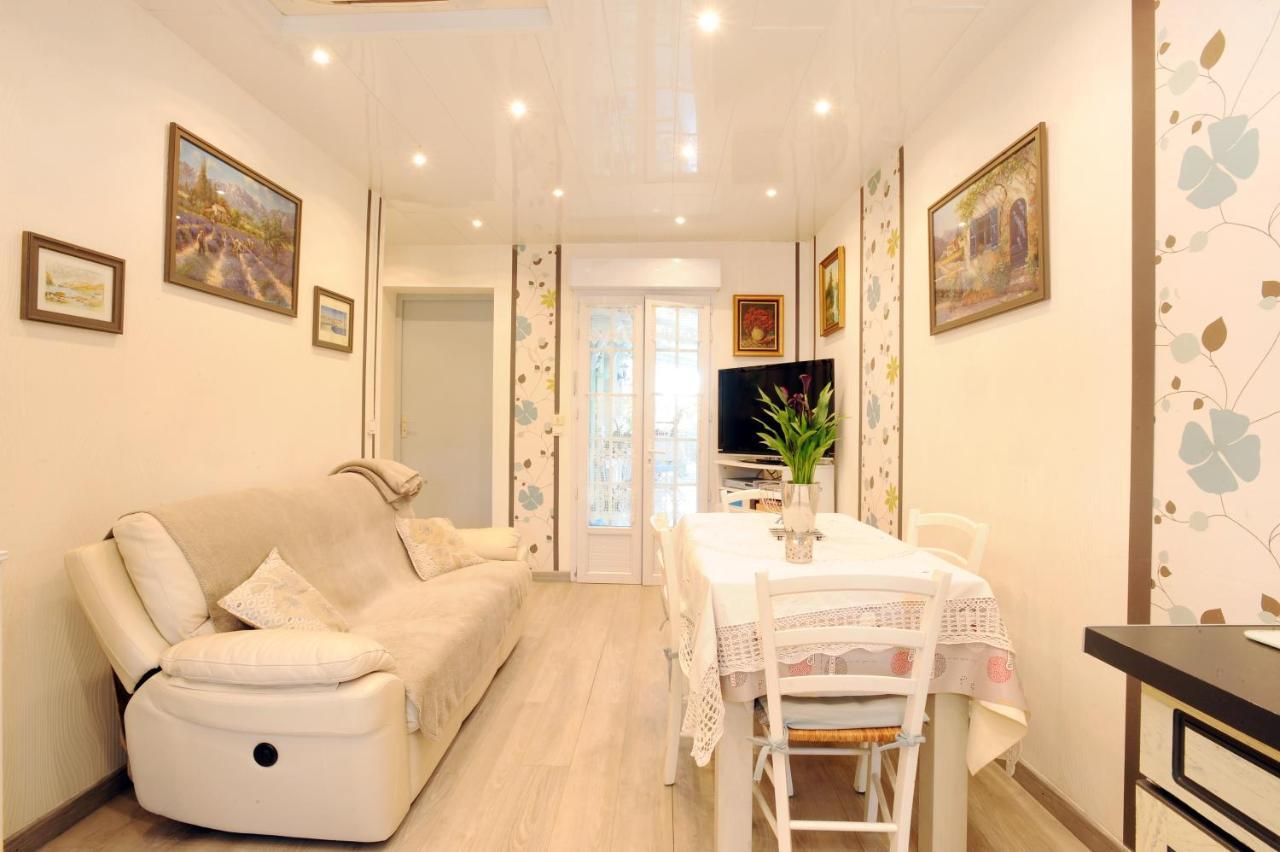 Villa Pavillon Clara Flor à Prades  Extérieur photo